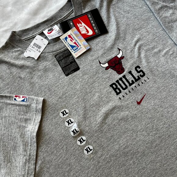 Vintage Nike Practice T Shirt Chicago Bulls Mens Gray 90's Size XL NEW TAGs - Picture 1 of 11